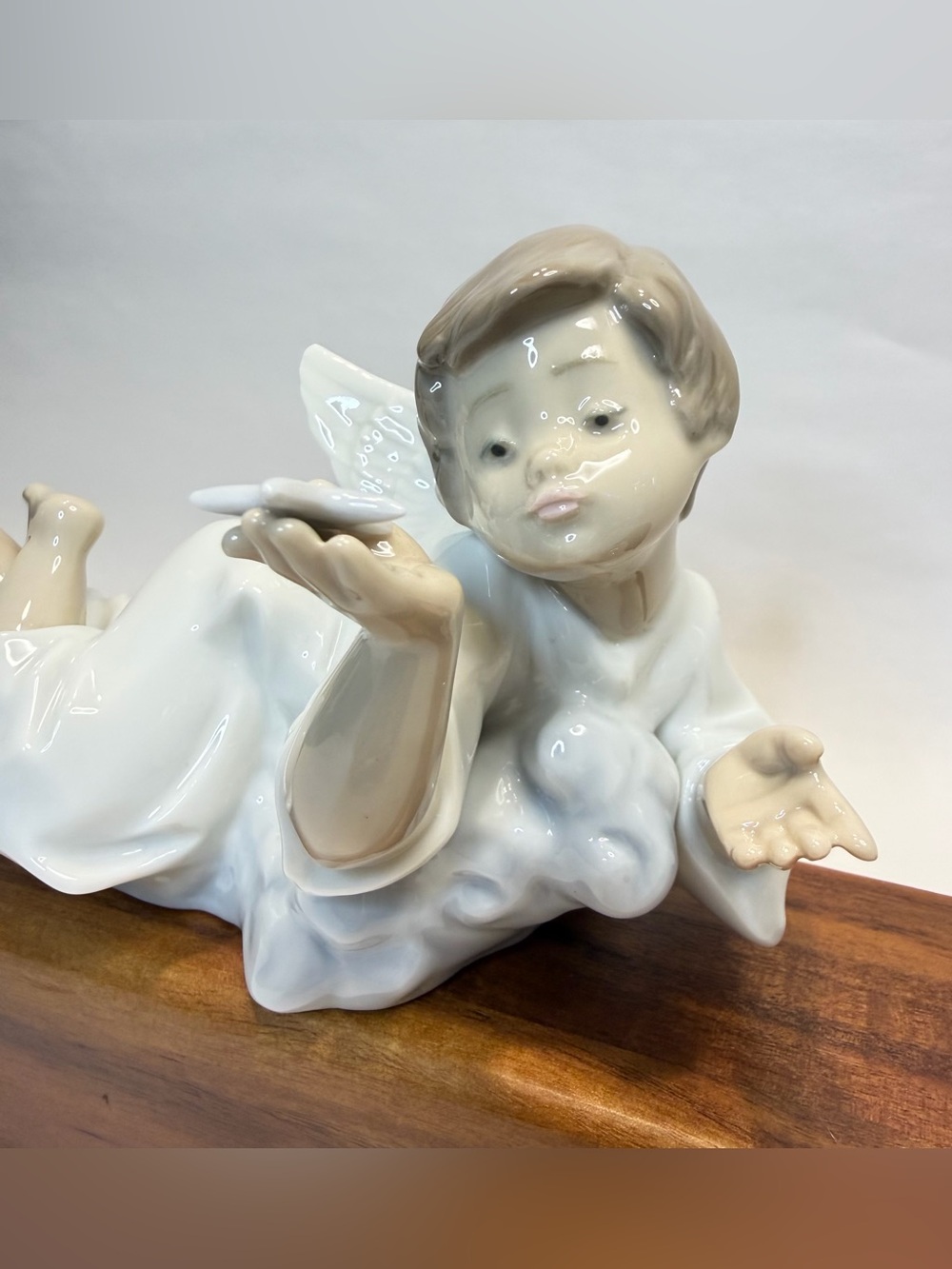 Lladro 5725 "Making a Wish" Angel Cherub Figurine Clouds Wishing on a Star